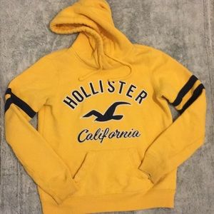 ‼️SOLD‼️Yellow Hollister Hoodie